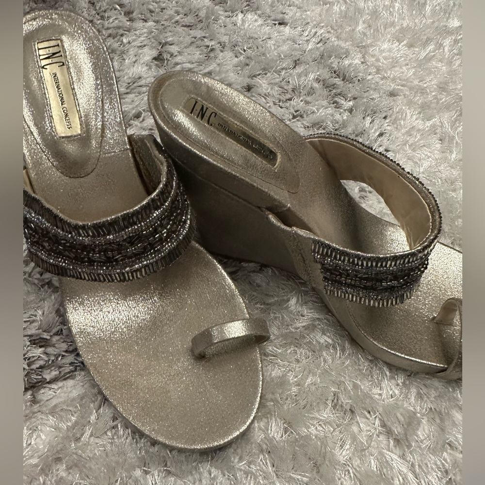 INC International Champagne Heel Sandals Embellished RHINESTONES onStrap Size 9